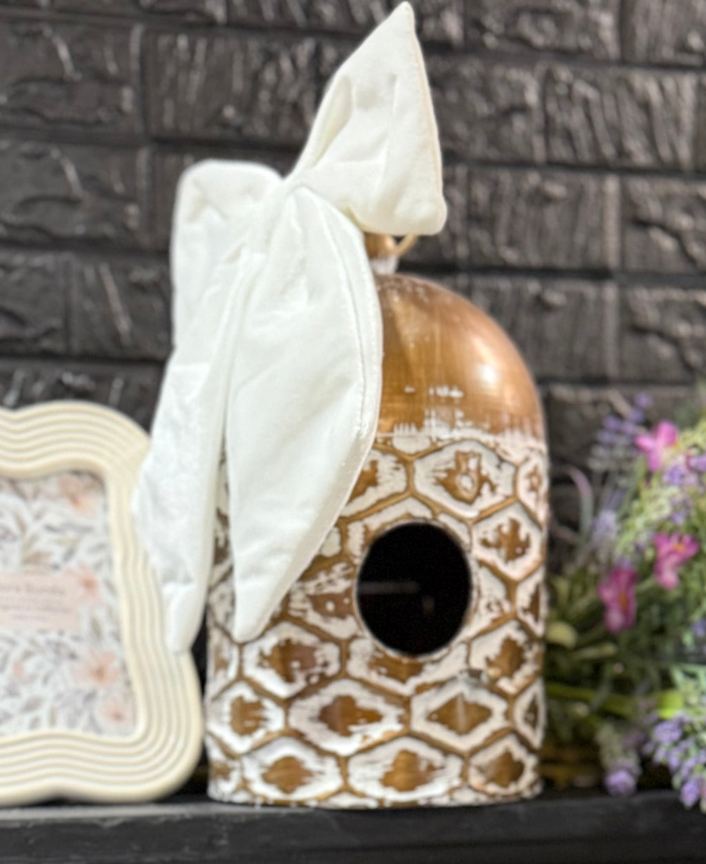 Metal Honeycomb Dome Birdhouse Spring Home